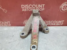 Кронштейн КПП Ford Focus 2 2004-2011 1326812 CB4 1.6