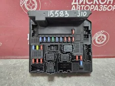 Блок предохранителей Nissan Qashqai 2006-2013 284B8JD00A J10