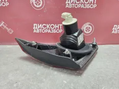 Фонарь вставка багажника Nissan Qashqai 2006-2013 26550BR01A J10 / РЕСТАЙЛИНГ, правый