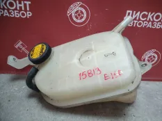 Бачок расширительный Toyota Auris 2006-2012 164800D030 E150