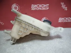 Бачок расширительный Toyota Auris 2006-2012 164800D030 E150