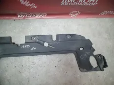 Накладка на рамку радиатора Toyota Auris 2006-2012 167120D010 E150