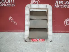 Решетка вентиляционная Toyota Auris 2006-2012 629400F010 E150, задняя
