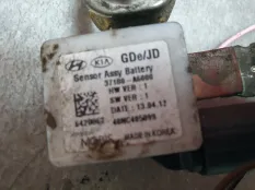 Клемма аккумулятора Kia Ceed 2 2012-2018 91865A2130 JD / МИНУС