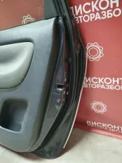 Дверь боковая Toyota RAV4 II 2000-2005 6700142100 A20 / КОРОТЫШ, передняя правая