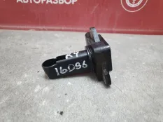 Датчик массового расхода воздуха Toyota RAV4 II 2000-2005 2220422010 A20