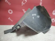Дефлектор радиатора Ford Focus 2 2008-2011 1517777 CB4 / РЕСТАЙЛИНГ, правый