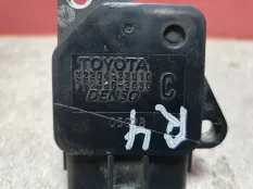 Датчик массового расхода воздуха Toyota RAV4 II 2000-2005 2220422010 A20