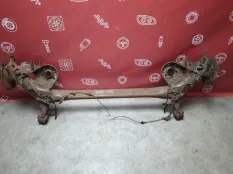 Балка подвески Toyota Auris 2006-2012 4210102260 E150, задняя