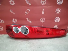 Фонарь стоп-сигнала Ford Fiesta 2005-2008 1437625 CBK / РЕСТАЙЛИНГ, задний правый