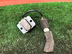 Кнопка люка Nissan Qashqai 2006-2013 J10