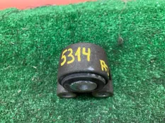 Кронштейн КПП Ford Focus 2 2004-2011 1370378 CB4 1.6