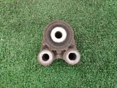 Кронштейн КПП Ford Focus 2 2004-2011 1370378 CB4 1.6 A