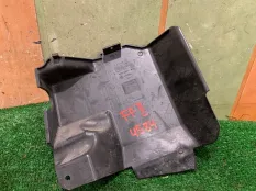 Крышка блока управления двигателем Ford Focus 2 2004-2011 3M5112B667 CB4 1.6