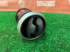 Дефлектор воздушный Nissan Qashqai 2006-2013 68760JD10A J10