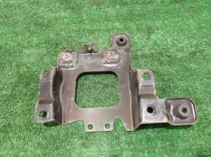 Полка под аккумулятор Ford Focus 3 2010-2019 AV61R6K034AB CB8