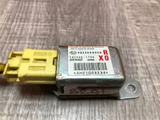 Датчик удара Subaru Tribeca 2004-2014 98235XA00A WXF, правый