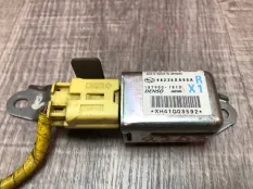 Датчик удара Subaru Tribeca 2004-2014 98236XA00A WXF, правый