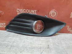 Накладка противотуманной фары Ford Focus 2 2008-2011 1528560 CB4, передняя правая