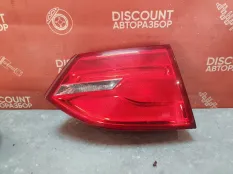 Фонарь вставка багажника Volkswagen Jetta 2010-2015 5C6945093 A6, левый