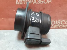Датчик массового расхода воздуха Volkswagen Jetta 2010-2018 03L906461 A6 ДИЗЕЛЬ