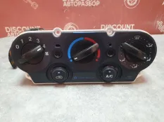 Блок управления климат-контролем Ford Fusion 2002-2012 1426732 CBK