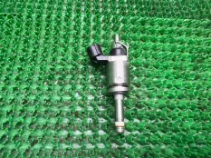 Топливная форсунка Mazda PY0113250