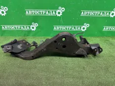 Рычаг Nissan X Trail 2007-2013 55501JD00A T31, задний правый