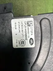 Замок багажника Land Rover LR070126
