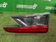 Фонарь в крышку багажника Lexus RC 2014-2018 8158124040, правый