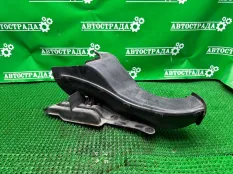 Воздуховод охлаждения тормозов Lexus LS 2012-2017 5320750040, правый
