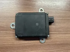 Датчик BSM слепой зоны Lexus IS 2013-2020 881620W080