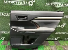 Обшивка боковой двери Toyota Highlander 2013-2016 676300E460C3 U50, задняя правая