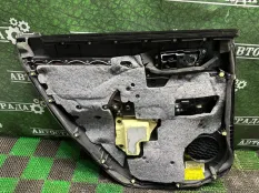 Обшивка боковой двери Toyota Highlander 2013-2016 676300E460C3 U50, задняя правая