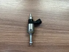 Форсунка топливная Lexus NX200T 2015-2022 232093603001 8AR FTS