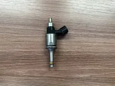 Форсунка топливная Lexus RX200T 2015-2022 232093603001 8AR FTS