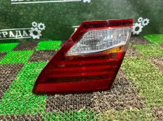 Фонарь в крышку багажника Lexus LS460 2009-2011 8158150240, правый