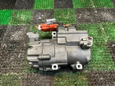 Компрессор кондиционера Lexus LS600 2012-2017 8837050020