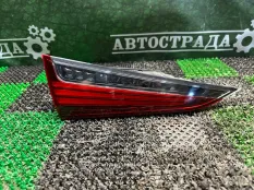 Фонарь в крышку багажника Lexus ES 7 2018-2020 8159033470, задний левый