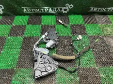 Замок боковой двери LEXUS LS 2017-2023 6903050410, передний правый