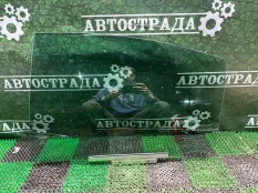 Стекло двери Lexus IS 2020-2024 6811453190, заднее левое