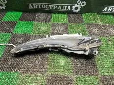 Поворотник Lexus IS 2016-2020 8162053060, левый