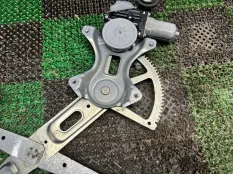 Стеклоподъемник LEXUS GS 2012-2018 6980121020 4, передний правый