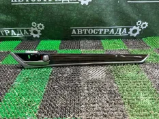 ВСТАВКА ДВЕРИ Lexus GS 2012-2018 6778330270, задняя правая