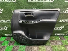 Обшивка боковой двери TOYOTA NOAH VOXY ESQUIRE 2014-2021 6761028E80C6, передняя правая