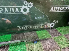 Стекло двери Lexus IS 2020-2024 6810153190, переднее правое