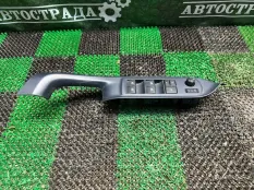 Блок управления стеклоподъемниками TOYOTA NOAH VOXY ESQUIRE 2014-2021 8404028080