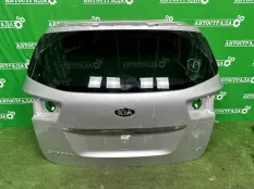 Крышка багажника Kia Carnival 2014-2020 73700A9010 YP