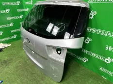 Крышка багажника Kia Carnival 2014-2020 73700A9010 YP
