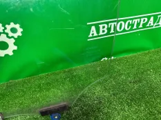 Стекло двери Lexus ES 6 2012-2017 6810233171, переднее левое